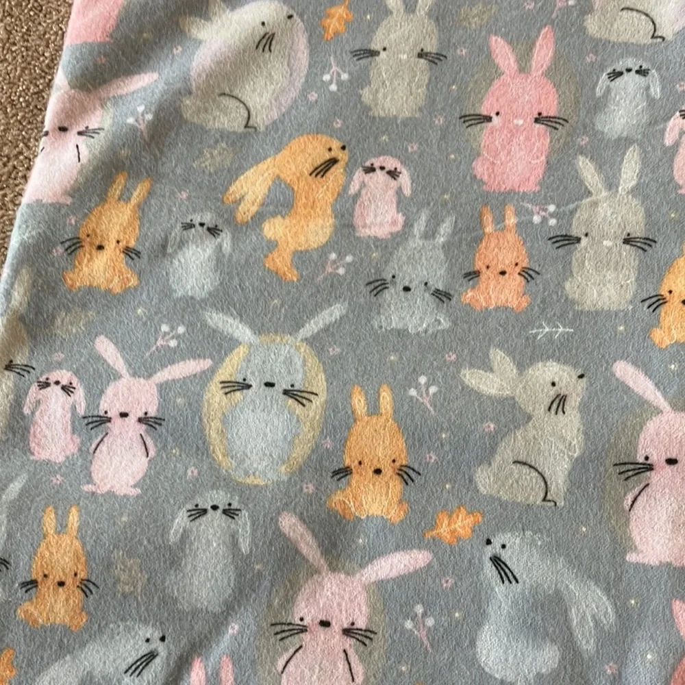 BUNNIES SWADDLE OR RECEIVING BLANKETS. BRAND NEW. EXTRA BIG. QUALITY FLANNEL